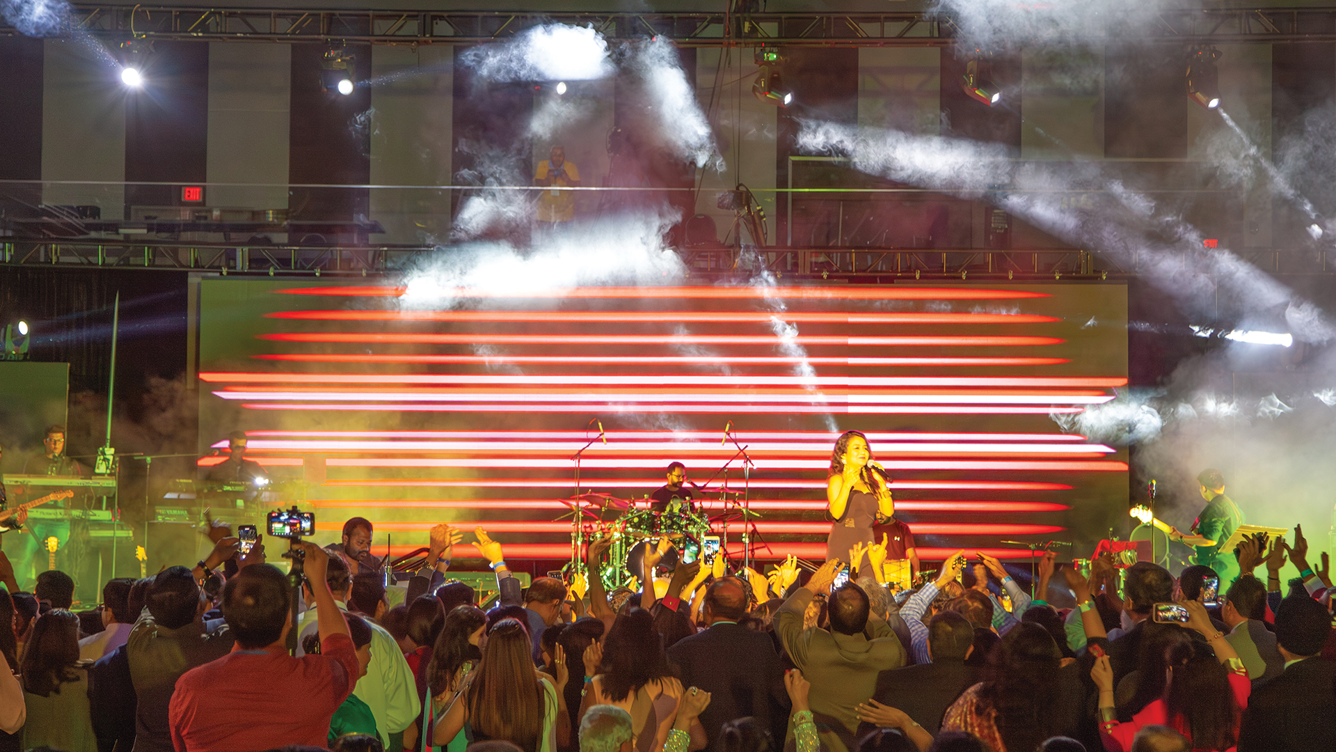 Designing Seamless Video Loops for LED Walls