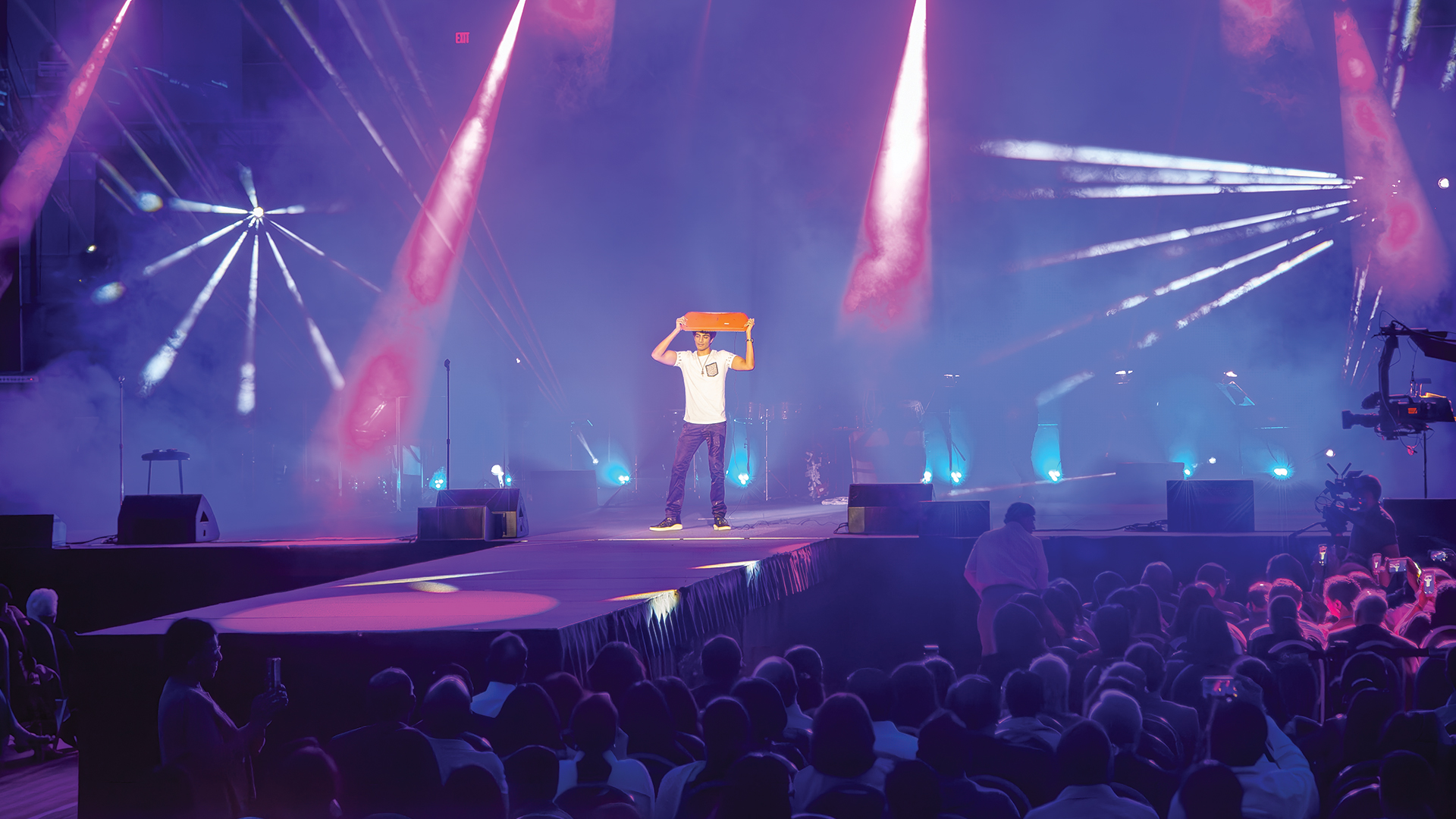 How to Light Scenic Elements Without Shadows